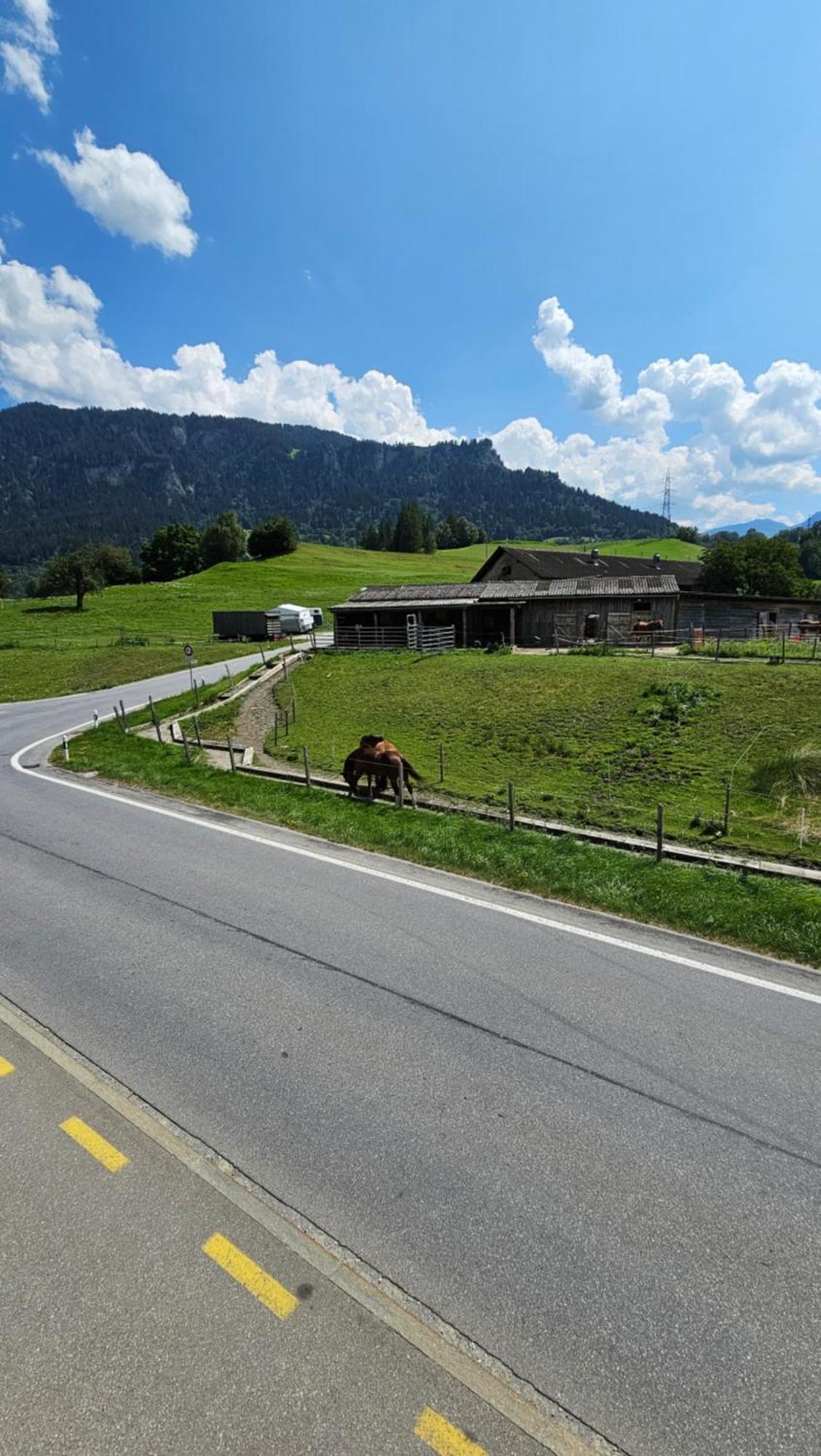 Ilanz/Glion Landgasthof Zum Glenner מראה חיצוני תמונה